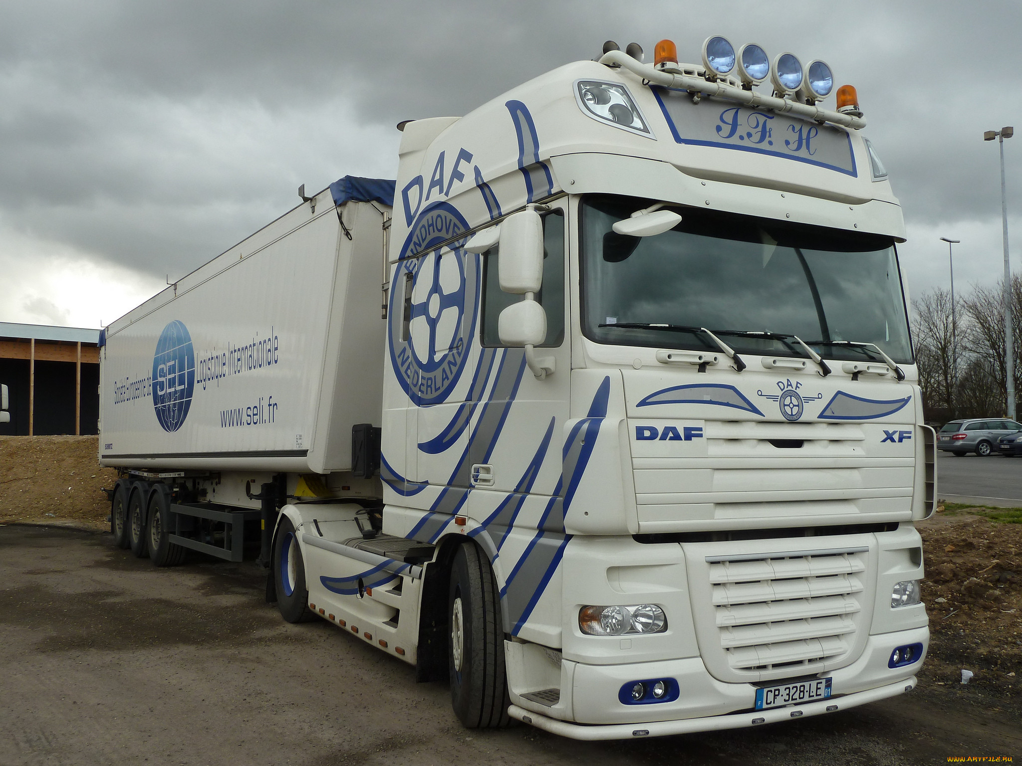 DAF XF 105 White